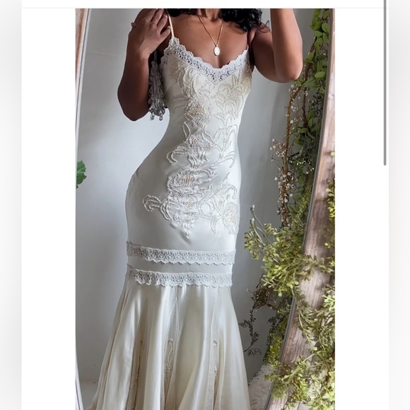 Sue Wong Dresses & Skirts - Rare Vintage Sue Wong Ivory Beaded Silk Gown!!